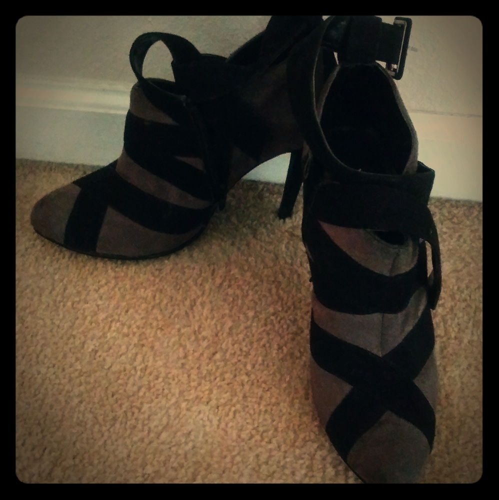 Ankle boots